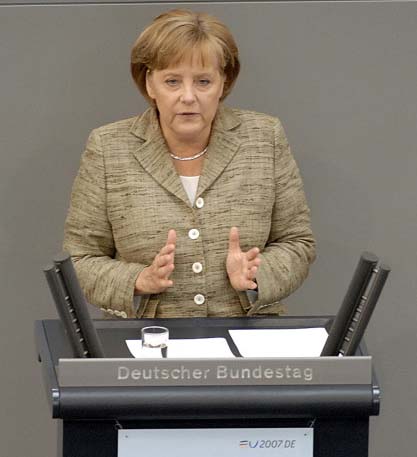 Merkel addresses Bundestag
