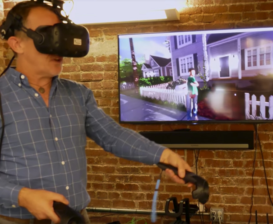 Boellstorff demos VR technology.