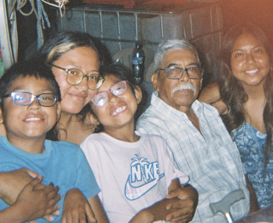 Jenniffer Perez Lopez with family in Guatemala.